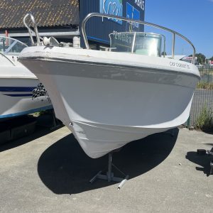 Jeanneau cap camarat 575